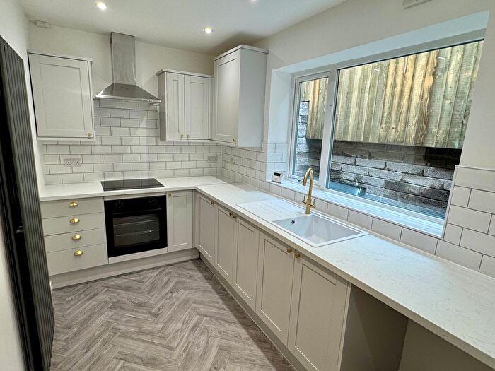 3 Bedroom Terraced House To Rent In Vale View Terrace, Nant-Y-Moel, CF32