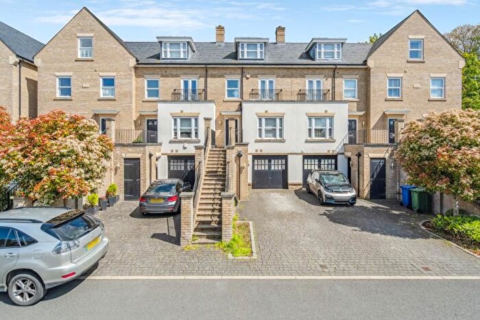 4 Bedroom Town House To Rent In Royal Quay, Harefield, Uxbridge, UB9