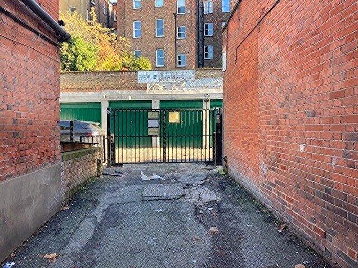 Garage / Parking To Rent In Elmcroft Garages, West Hampstead, NW6
