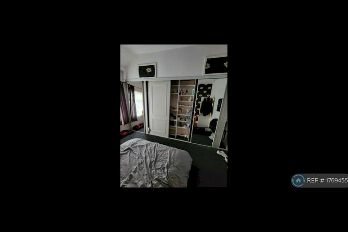 3 Bedroom Terraced House To Rent In Hatrell Street, Newcastle-Under-Lyme, ST5