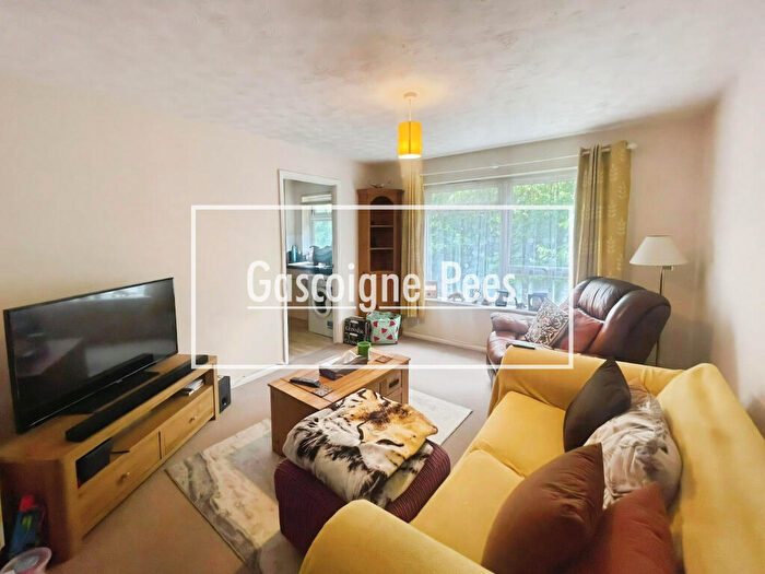 1 Bedroom Apartment To Rent In Chineham, RG24