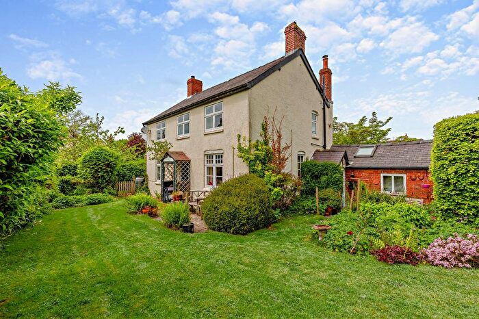 4 Bedroom Detached House For Sale In High Street, Leintwardine, Craven Arms, Shropshire, SY7