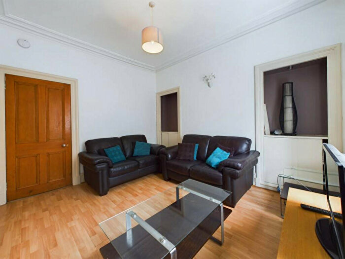1 Bedroom Flat For Sale In Hill Street, Aberdeen, AB25