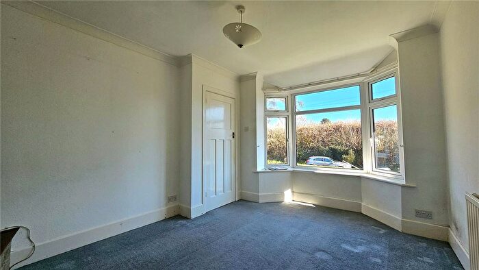 2 Bedroom Bungalow For Sale In Lower Blandford Road, Shaftesbury, Dorset, SP7