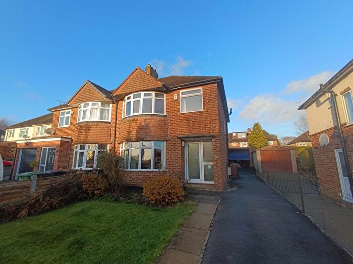 3 Bedroom House To Rent In The Close, Alwoodley, Leeds, West Yorkshire, LS17