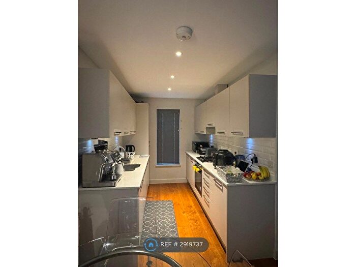 1 Bedroom Flat To Rent In High St, London, N14