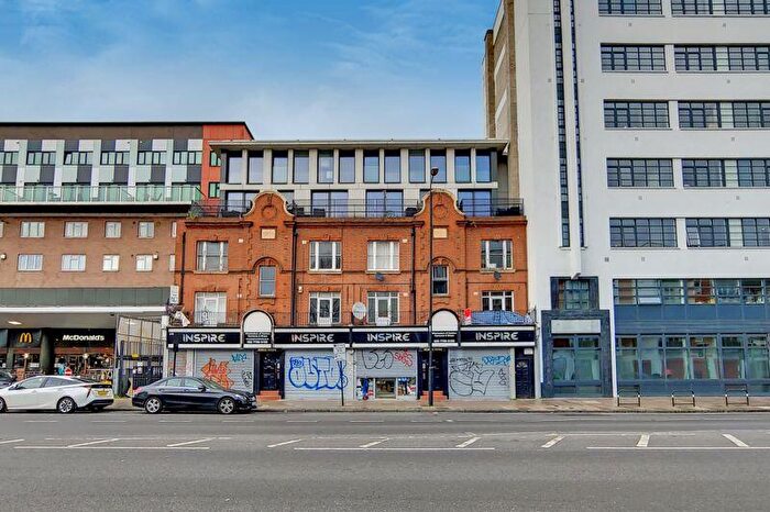 1 Bedroom Flat To Rent In Morris House, Commercial Road, Stepney, E1