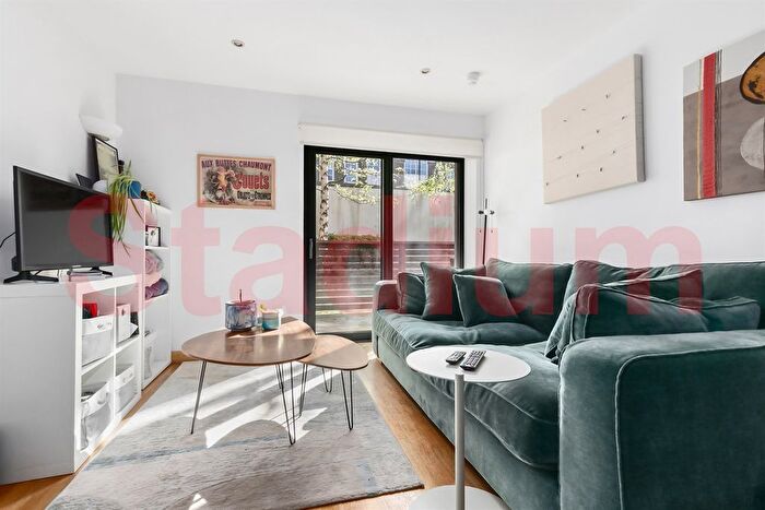 1 Bedroom Flat To Rent In The Terrace Apartments, Drayton Park, London -Epc Rating C, N5