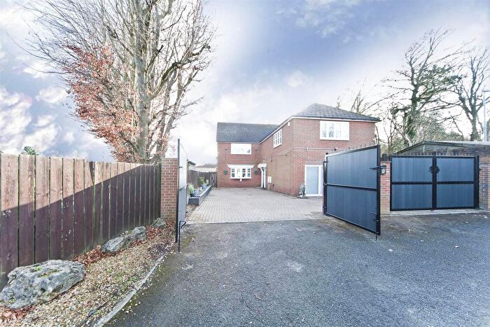 5 Bedroom Detached House For Sale In Brinkburn Court, Hartlepool, TS25