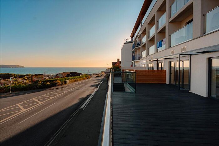 2 Bedroom Apartment For Sale In Beach Road, Woolacombe, Devon, EX34