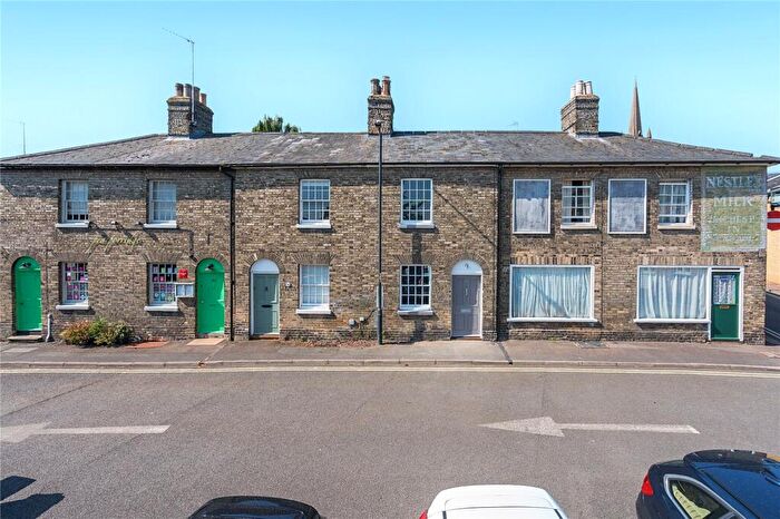2 Bedroom Town House For Sale In Cannon Street, Bury St. Edmunds, Suffolk, IP33