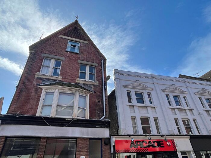 Studio To Rent In South Street, Eastbourne, BN21