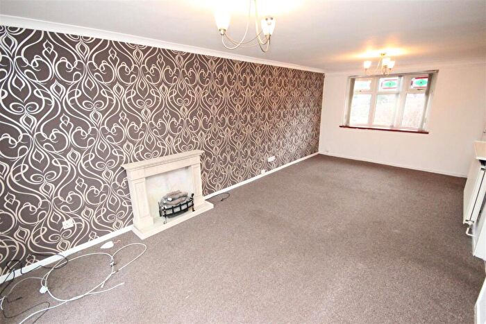 3 Bedroom Terraced House To Rent In Long Meadow, Rowley Regis, B65