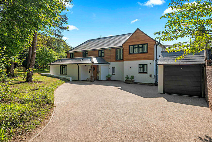 5 Bedroom Detached House For Sale In Mill Lane, Newdigate, RH5