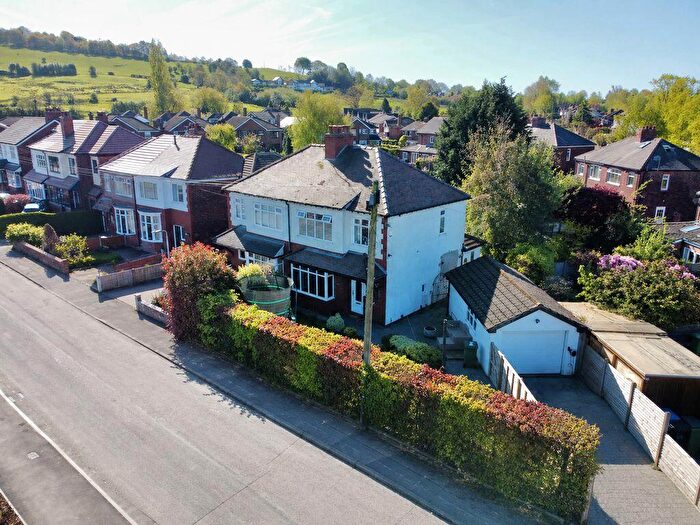 3 Bedroom Semi-Detached House For Sale In Hillside Road, Woodley, SK6