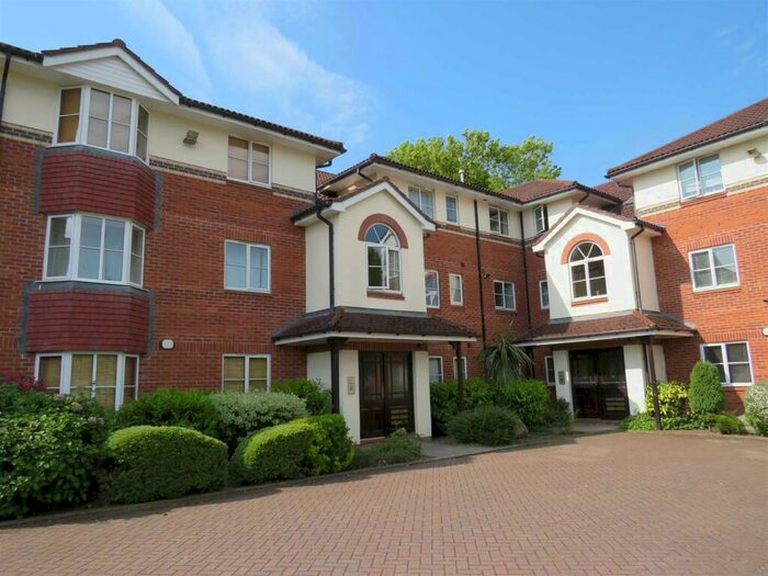 2 Bedroom Apartment To Rent In Chamberlain Drive, Wilmslow, SK9