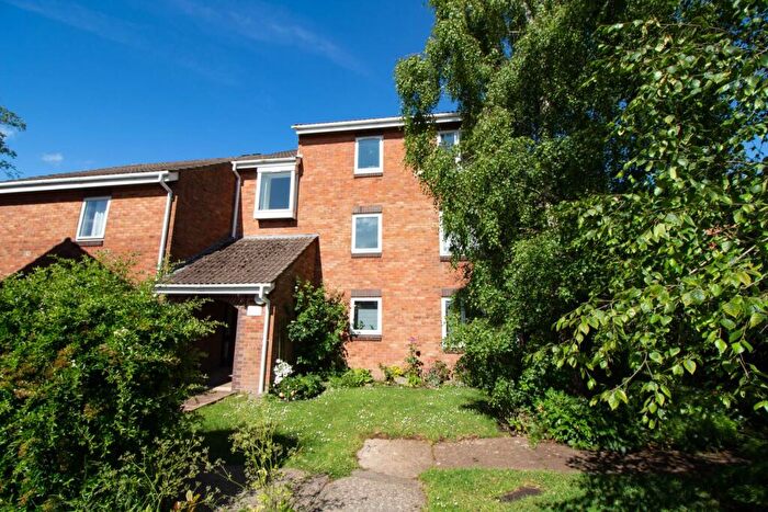 2 Bedroom Apartment For Sale In Ashtree Road, Frome, BA11