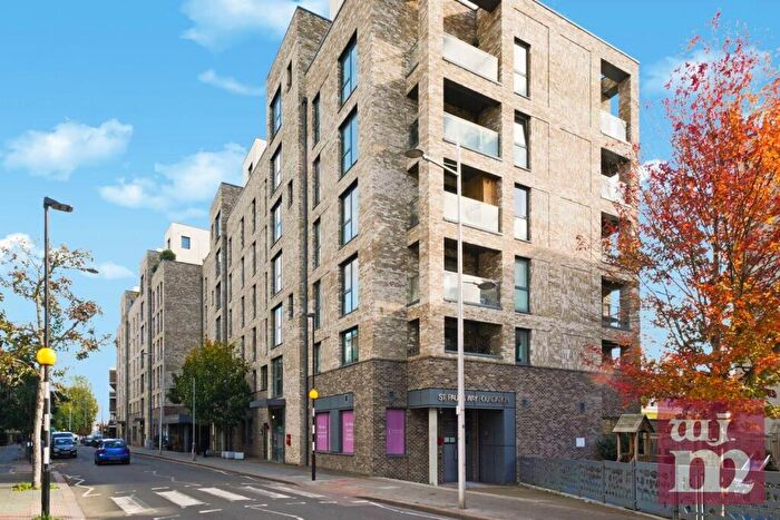 1 Bedroom Flat To Rent In Porcelain House, Bow, E3