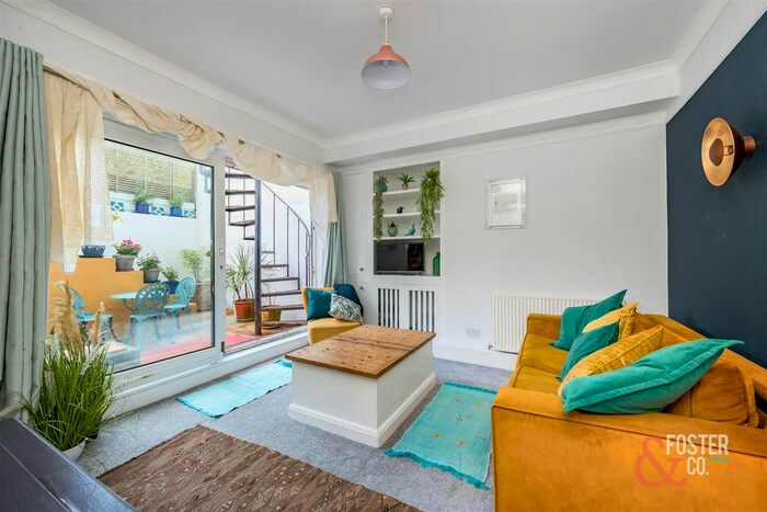 1 Bedroom Flat To Rent In St. Aubyns, Hove, BN3