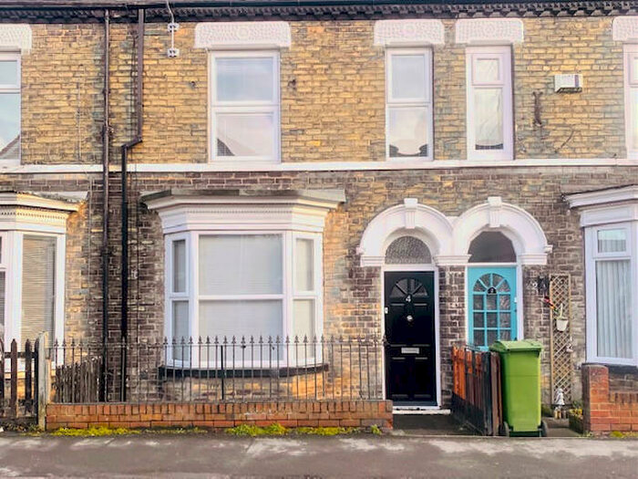 2 Bedroom Terraced House To Rent In Main Street, Willerby, HU10