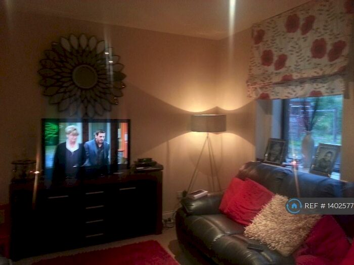 2 Bedroom Terraced House To Rent In Constarry Road, Croy, G65