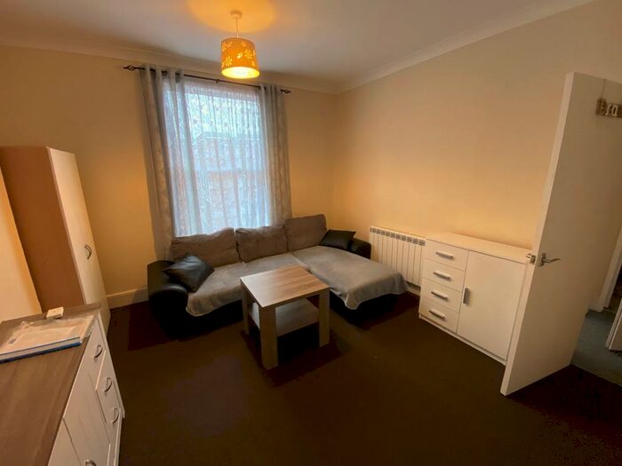 Studio To Rent In The Crescent, Spalding, PE11