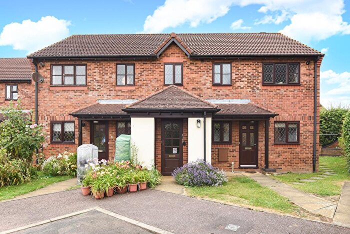 1 Bedroom Apartment To Rent In Old Burrs, Aylesbury, HP21