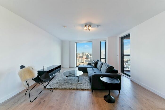 1 Bedroom Flat To Rent In Roosevelt Tower, Manhattan, Williamsburg Plaza, Canary Wharf, London, E14