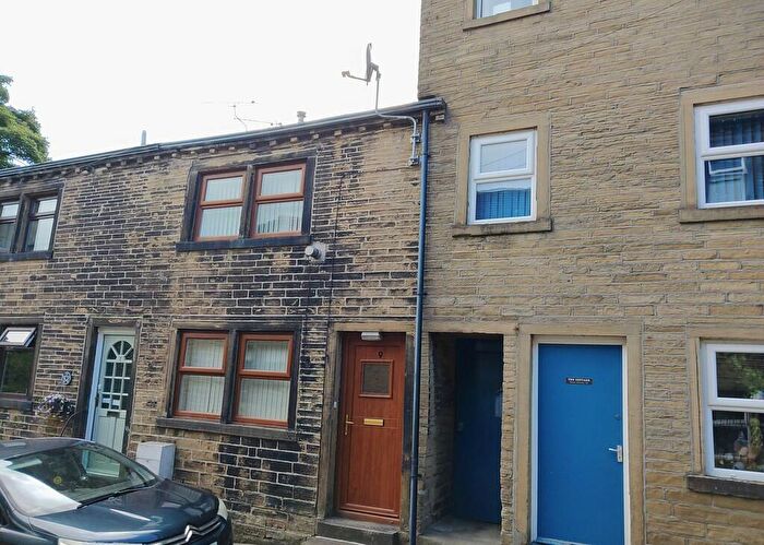 1 Bedroom Cottage To Rent In Friendly Street, Thornton, BD13