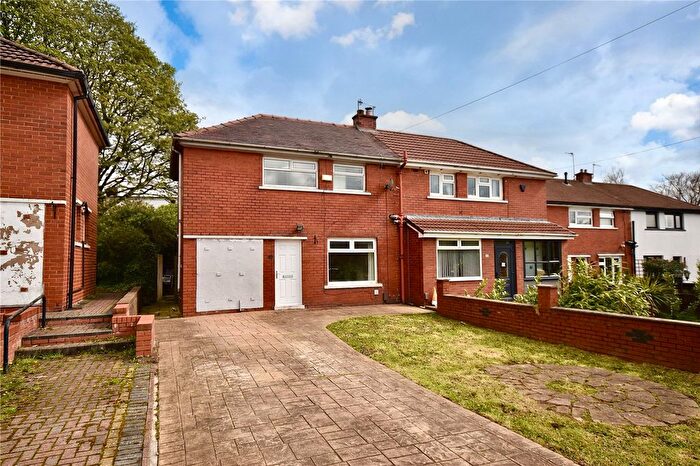2 Bedroom Semi Detached House For Sale In Alwin Road, Shaw, Oldham, Greater Manchester, OL2
