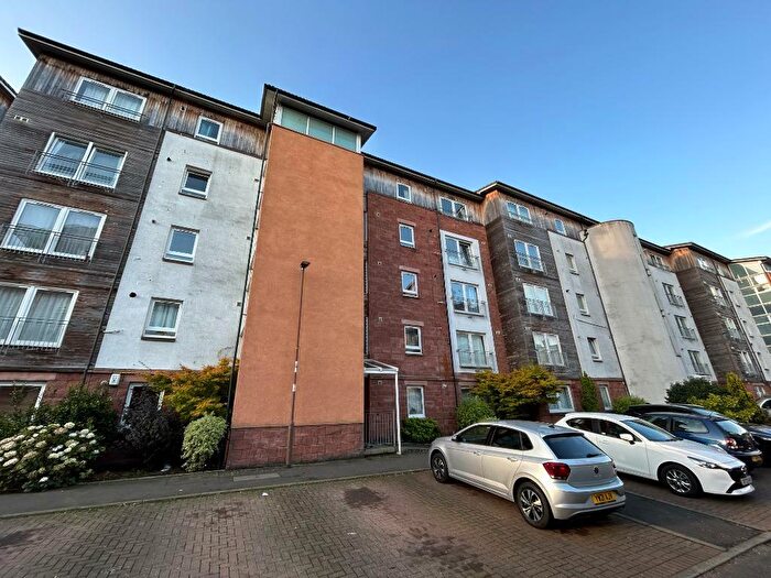 2 Bedroom Flat To Rent In Albion Gardens, Leith, Edinburgh, EH7