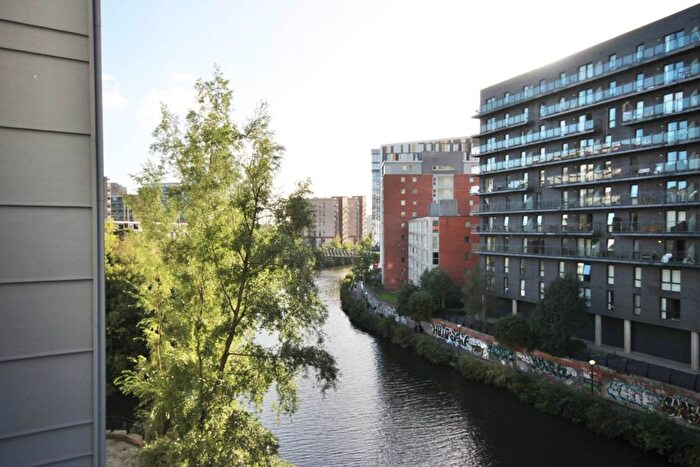 2 Bedroom Flat For Sale In Water Street, Manchester, M3