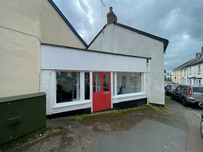 4 Bedroom Town House For Sale In Chulmleigh, EX18