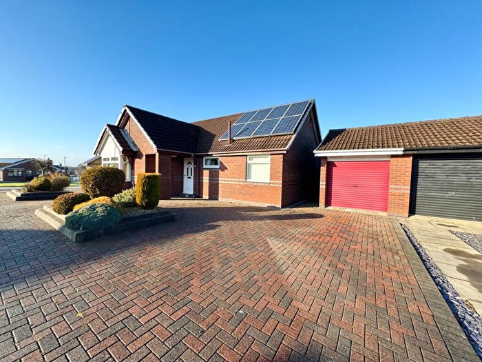 3 Bedroom Detached Bungalow For Sale In Corby Grove, Peterlee, County Durham, SR8