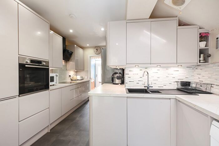 3 Bedroom End Terrace House For Sale In Falkland Gardens, Costorphine, Edinburgh, EH12