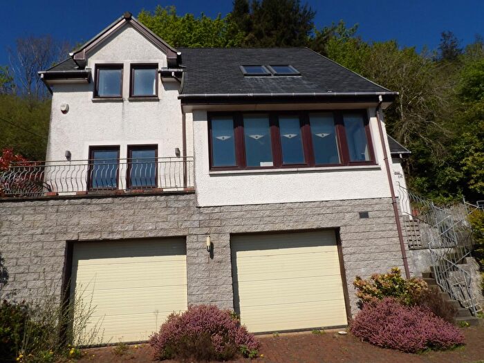 3 Bedroom Detached House For Sale In Bullwood Road, Dunoon, PA23