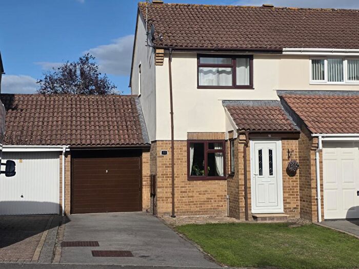 2 Bedroom Semi Detached House For Sale In Wedmore Close, Bristol, BS15