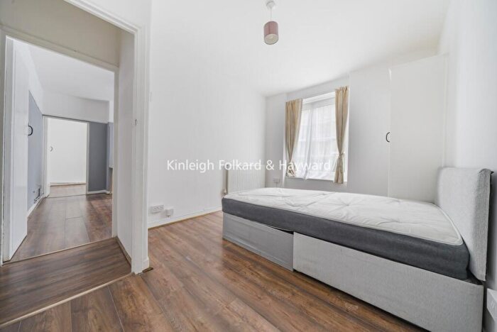 2 Bedroom Flat To Rent In Clayton Street, London, SE11