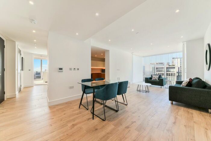 2 Bedroom Flat To Rent In Perilla House, Goodman's Fields, Stable Walk, Aldgate, London, E1