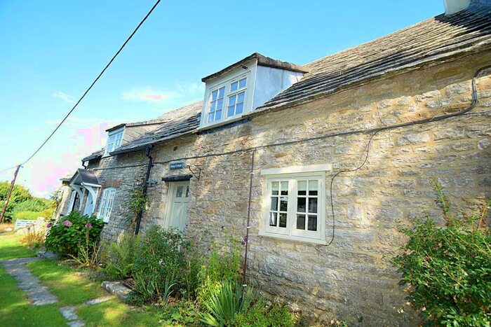 2 Bedroom Terraced House To Rent In Corfe Castle, BH20