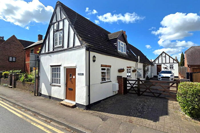 4 Bedroom Character Property For Sale In The Nutshell, Mill Street, SG19