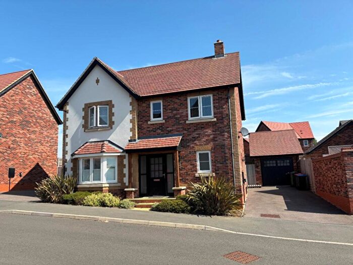 3 Bedroom Detached House To Rent In Denton Drive, Hanslope, Bucks, MK19