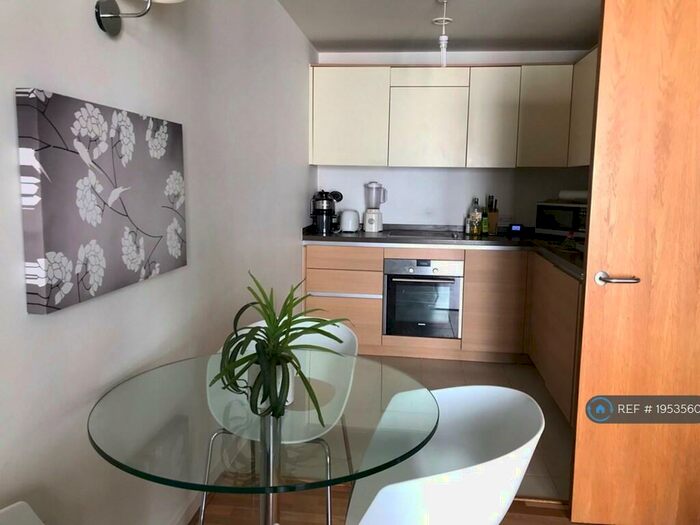 1 Bedroom Flat To Rent In Quadrant Court Empire Way, Wembley, HA9