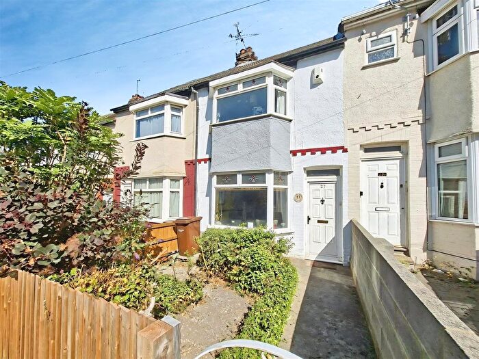 3 Bedroom Terraced House For Sale In Cottall Avenue, Chatham, ME4