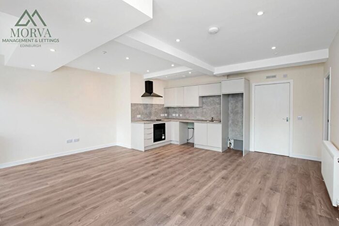 2 Bedroom Flat To Rent In Hopetoun Street, Edinburgh, EH7