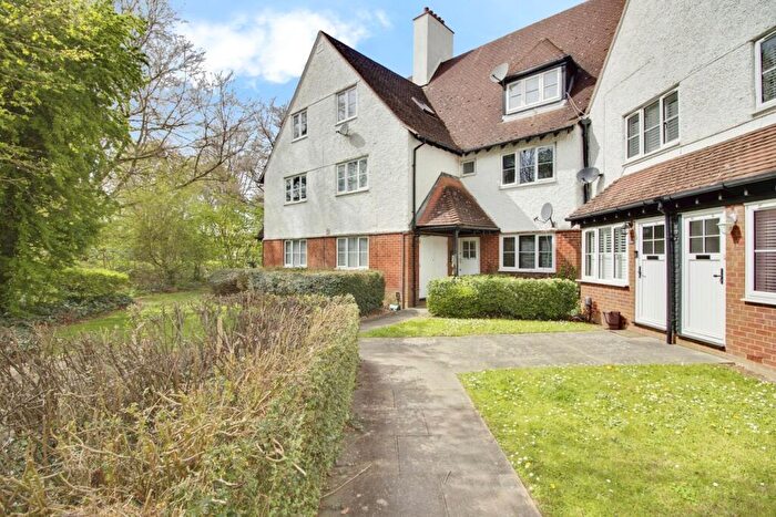 2 Bedroom Apartment For Sale In Creamery Court, Letchworth Garden City, SG6