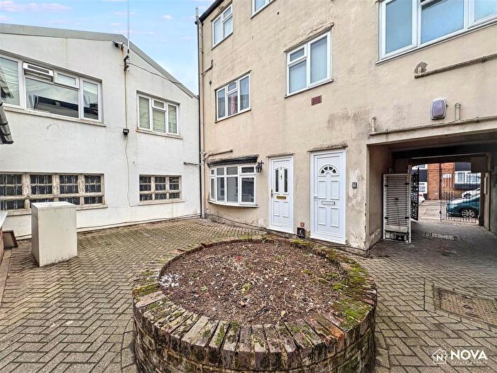 Studio For Sale In Cardigan Street, Luton, LU1