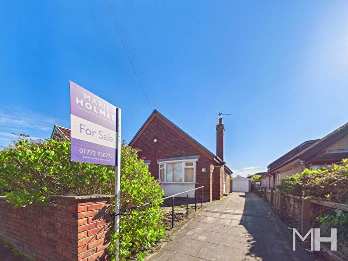 2 Bedroom Detached Bungalow For Sale In Pedders Lane, Ashton On Ribble, Preston, PR2