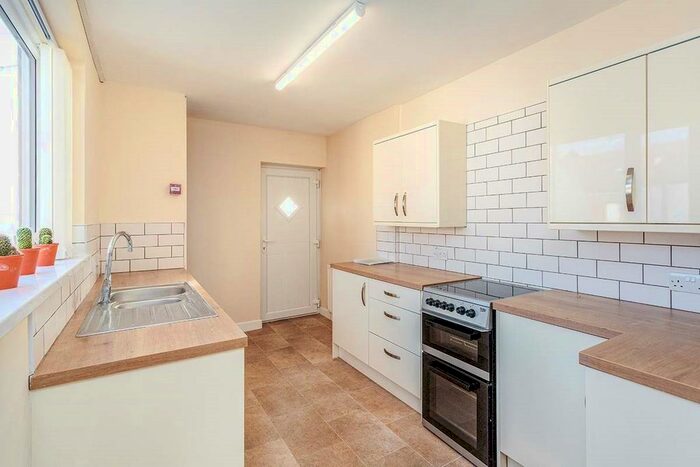 1 Bedroom Flat To Rent In Newton Drive, Blackpool, Lancashire FY3