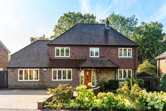 4 Bedroom Detached House For Sale In The Waldrons, Oxted, RH8